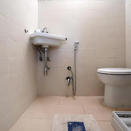 Hemingway's Shelter בית נופש לה ספציה