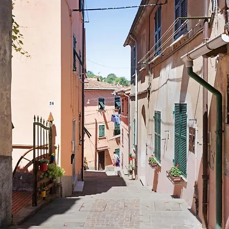 Hemingway's Shelter Semesterbostad