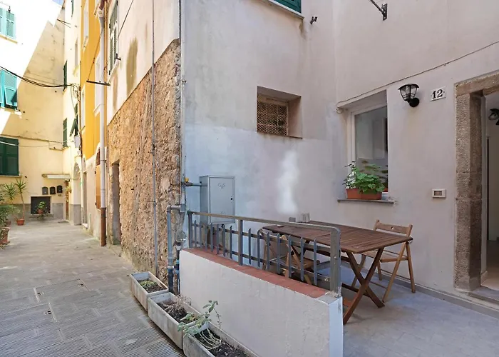 Hemingway's Shelter Semesterbostad *