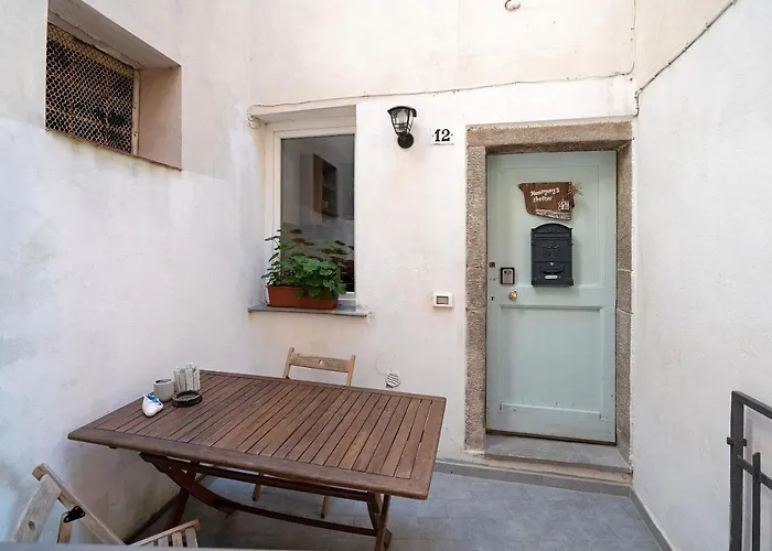 Semesterbostad Hemingway's Shelter