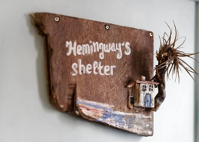 Hemingway's Shelter Сasa de vacaciones